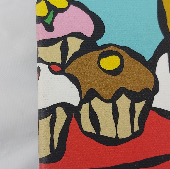 - Marc Tetro 2008 cupcakes dog print on canvas - Picture 10 of 14